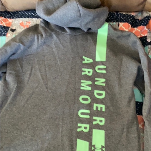Under Armour Tops - Women’s under armour hoodie